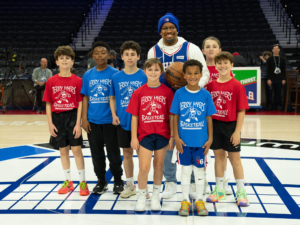 Terry Myers spirits 20 kids to 76ers’ home court