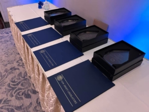 Breakfast Rotary awards ‘service above self’